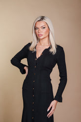 Elegantna haljina bezvremenskog dizajna