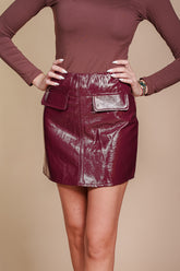 Elegantna kožna Ženska Suknja – Moderna i Udobna