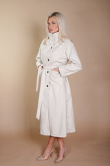 Ženski Kaput – Elegantni i Topli Kaput za Svaku Sezonu