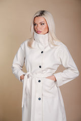 Ženski Kaput – Elegantni i Topli Kaput za Svaku Sezonu