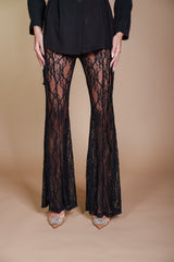 Crni čipkasti blazer s profinjenim detaljima