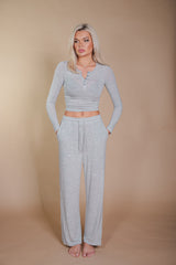 Komplet Majica i Donji Dio Trenerke – Ženski Udobni Set